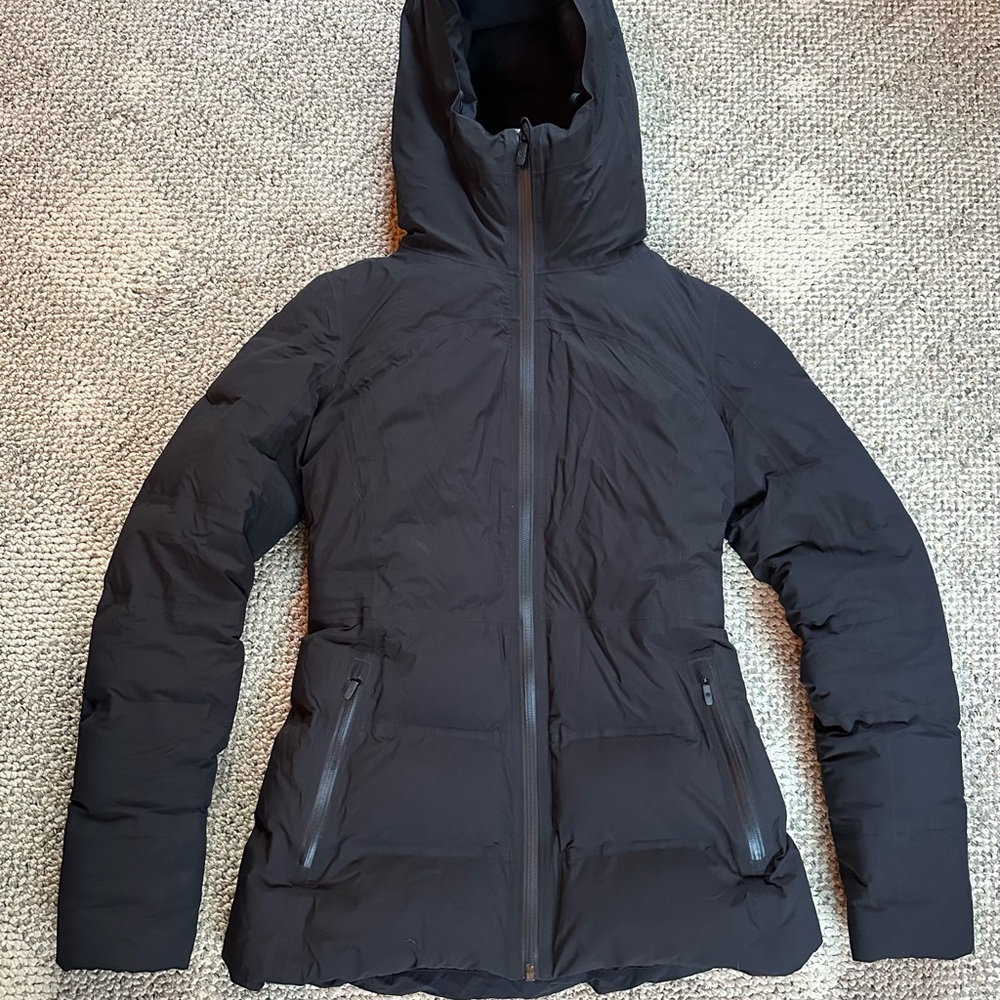 lululemon athletica Black Hooded Puffer Jacket